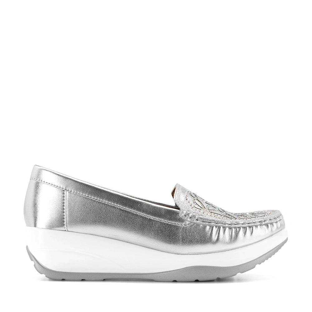 Mocasin Mujer Zoelia Plateado Weide