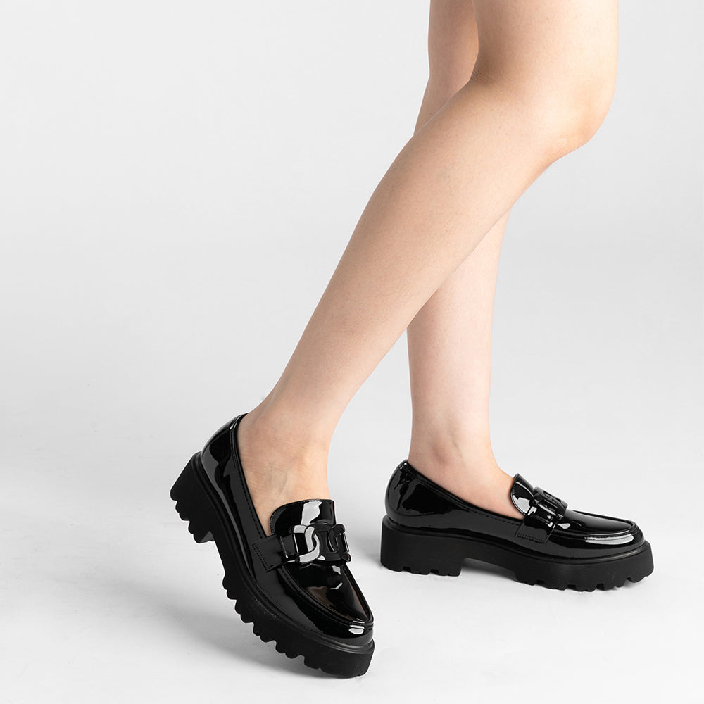 Mocasín negro online mujer